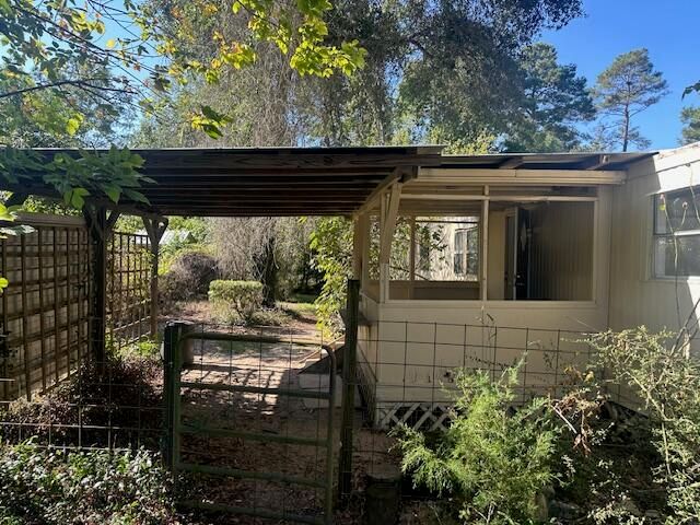 143 W Heather Avenue, Defuniak Springs, FL 32433