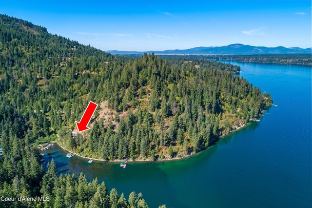 8677 N Rhapsody Ln, Hayden, ID 83835