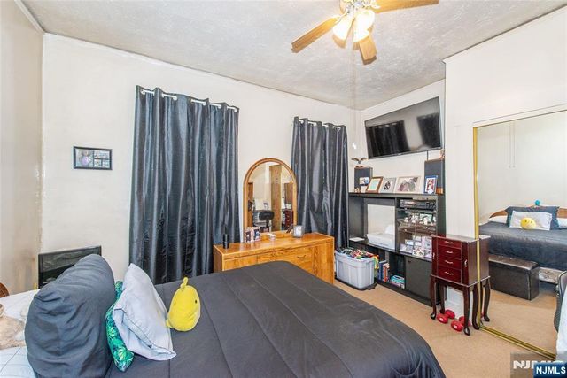 9 8th Street, Belleville, NJ 07109