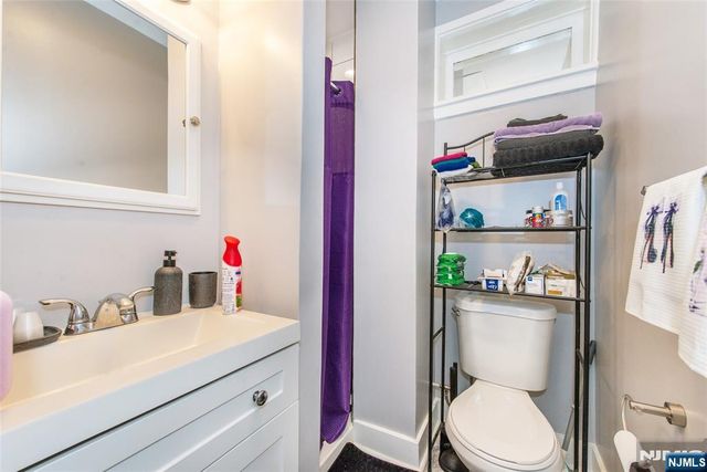 9 8th Street, Belleville, NJ 07109