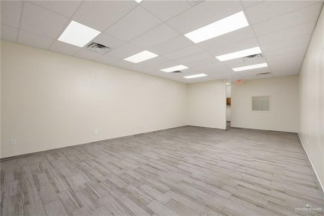 705 E Griffin Parkway c, Mission, TX 78572