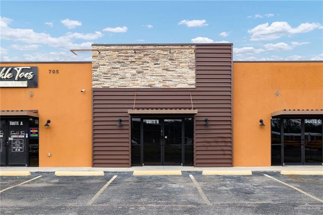 705 E Griffin Parkway c, Mission, TX 78572