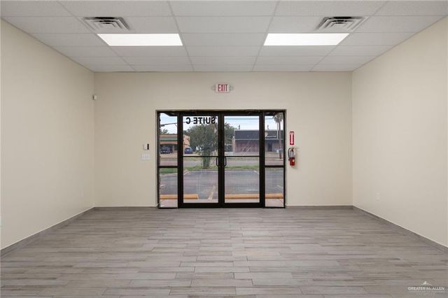 705 E Griffin Parkway c, Mission, TX 78572