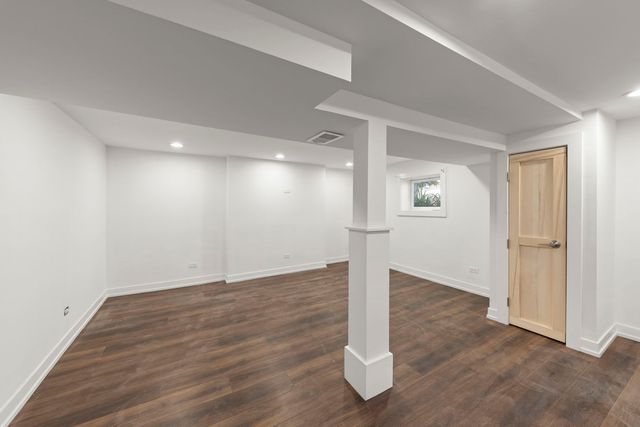 118 N President Street, Wheaton, IL 60187