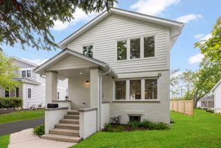 118 N President Street, Wheaton, IL 60187
