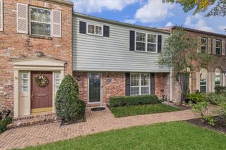 5857 Valley Forge Drive 110, Houston, TX 77057