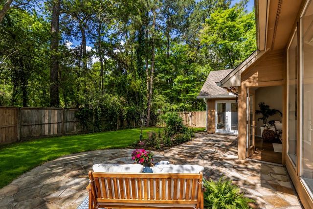 22 Cedar Chase Place, The Woodlands, TX 77381