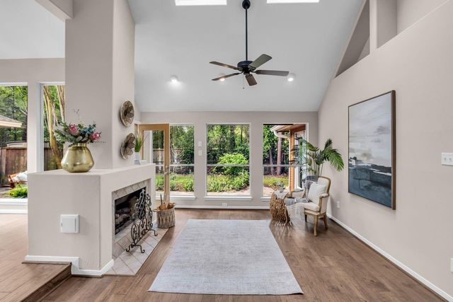 22 Cedar Chase Place, The Woodlands, TX 77381