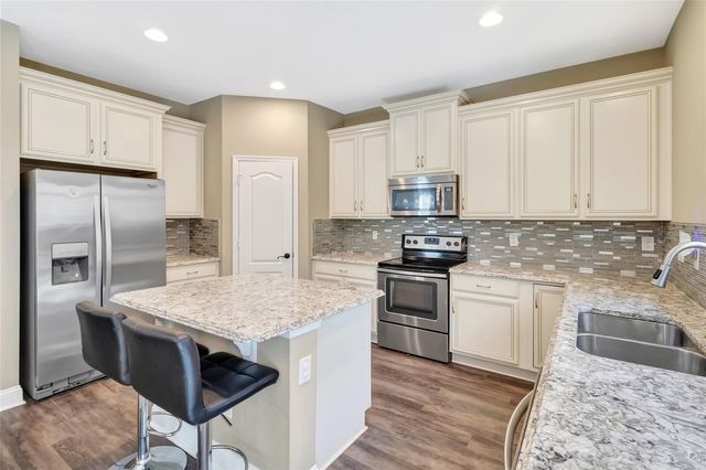 549 CHAMPION RIDGE DRIVE, Daytona Beach, FL 32124