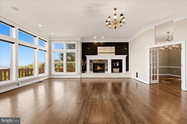 68 EAGLES NEST LN, Harpers Ferry, WV 25425