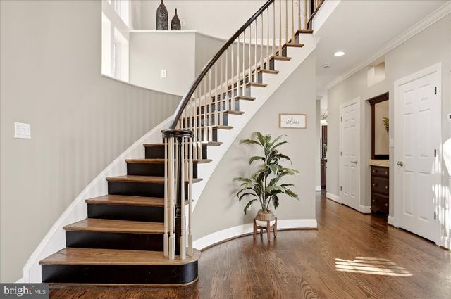 68 EAGLES NEST LN, Harpers Ferry, WV 25425
