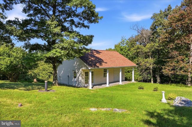 68 EAGLES NEST LN, Harpers Ferry, WV 25425