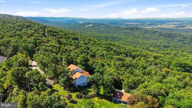 68 EAGLES NEST LN, Harpers Ferry, WV 25425