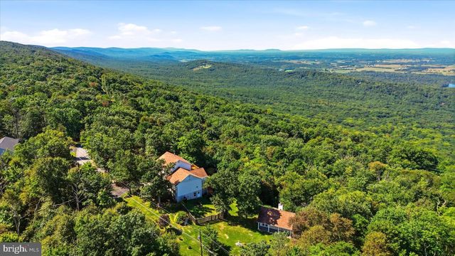 68 EAGLES NEST LN, Harpers Ferry, WV 25425