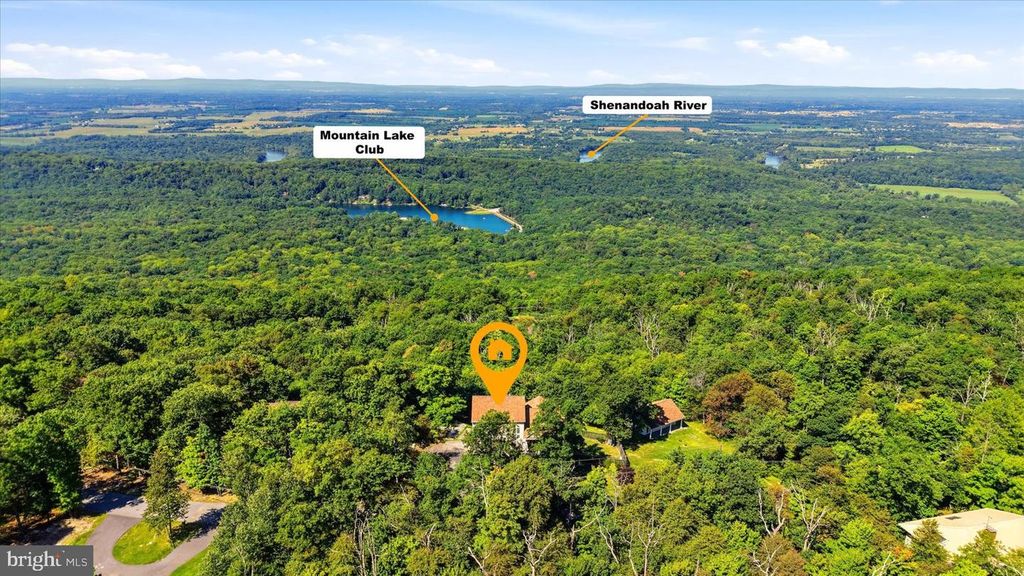 68 EAGLES NEST LN, Harpers Ferry, WV 25425