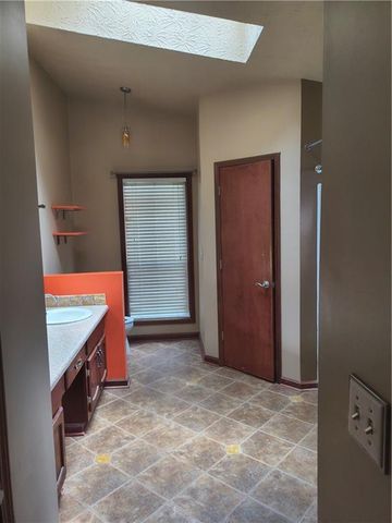1276 Peninsula Trace, Lawrenceville, GA 30044