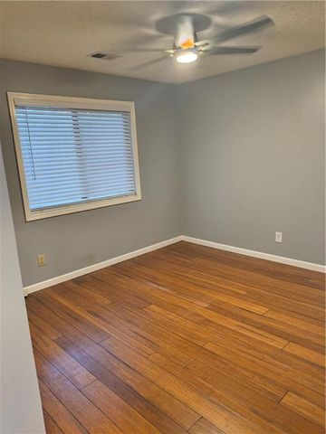 1276 Peninsula Trace, Lawrenceville, GA 30044