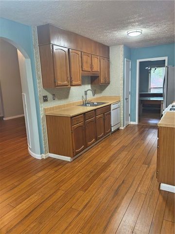 1276 Peninsula Trace, Lawrenceville, GA 30044