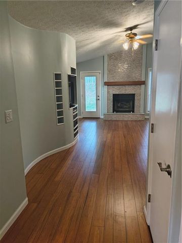 1276 Peninsula Trace, Lawrenceville, GA 30044