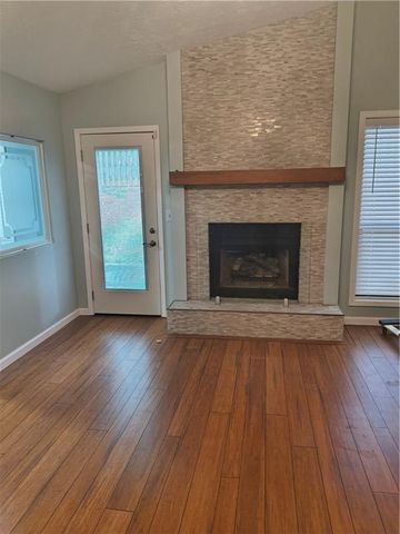 1276 Peninsula Trace, Lawrenceville, GA 30044