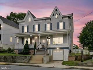 421 W MARKET, Orwigsburg, PA 17961