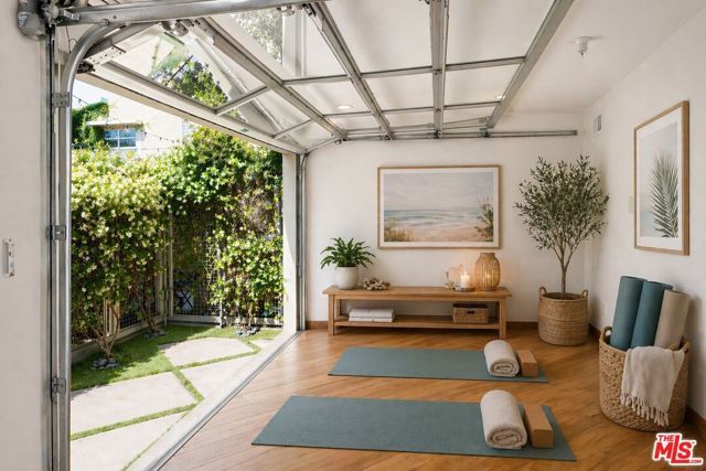 512 Brooks Avenue 6, Los Angeles, CA 90291