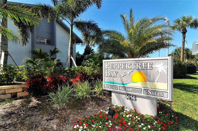 1130 W PEPPERTREE LANE 118, Sarasota, FL 34242