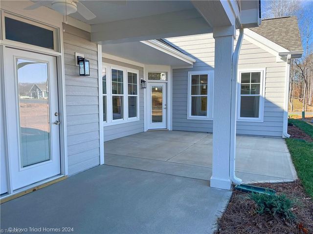 5246 Sunny Brook Court, Clemmons, NC 27012
