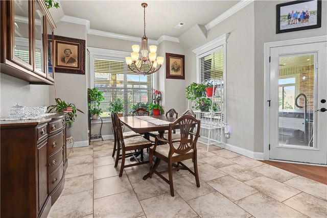 439 Penzo Avenue, Tontitown, AR 72762