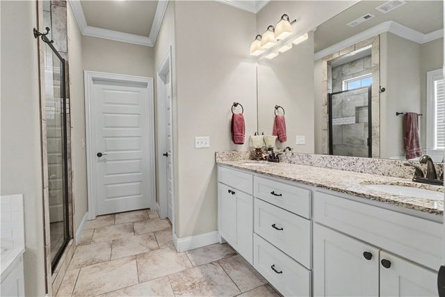 439 Penzo Avenue, Tontitown, AR 72762