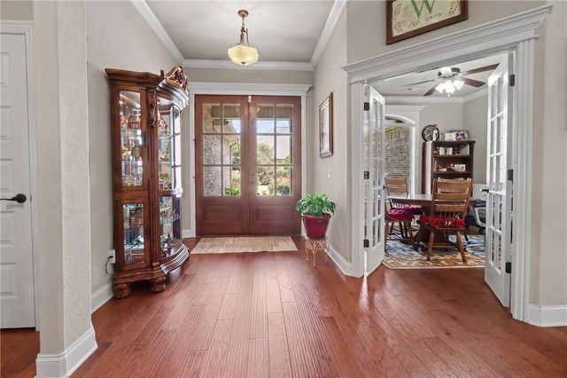 439 Penzo Avenue, Tontitown, AR 72762