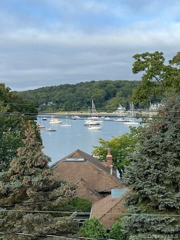 76 Bayview Avenue D, Northport, NY 11768