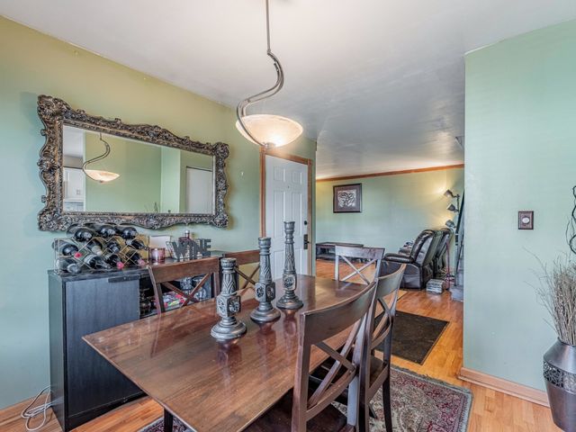 5G Fernwood Drive, Bolingbrook, IL 60440