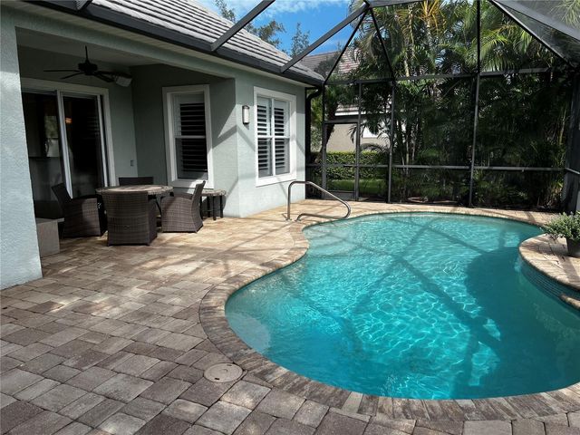 12051 THORNHILL COURT, Lakewood Ranch, FL 34202