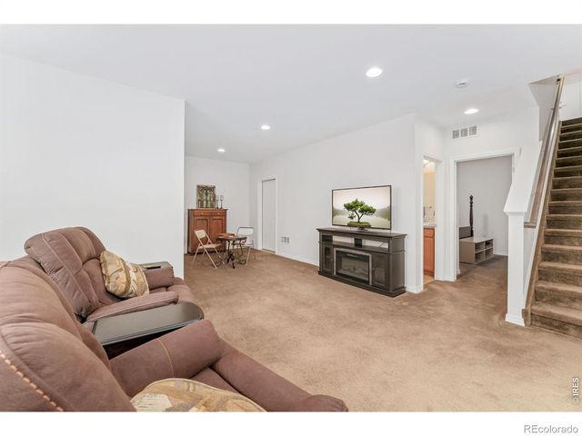 2316 Calais Drive B, Longmont, CO 80504