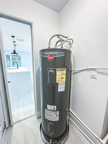 2226 FIESTA COURT, Orlando, FL 32811