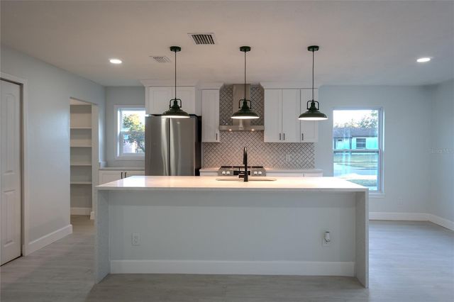 2226 FIESTA COURT, Orlando, FL 32811