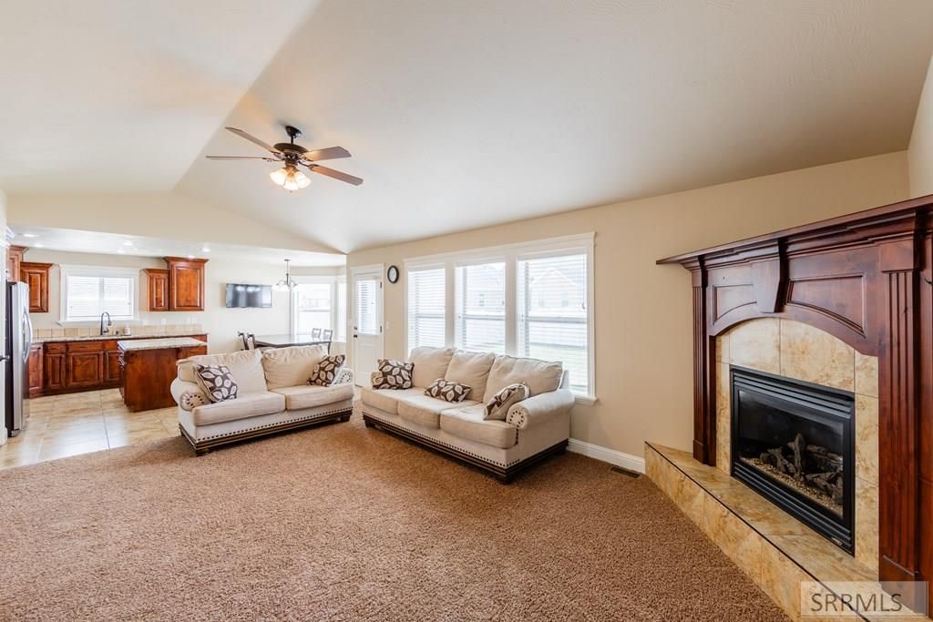 Image 6 of property listing at 3930 Barossa Drive, Idaho Falls, ID 83404