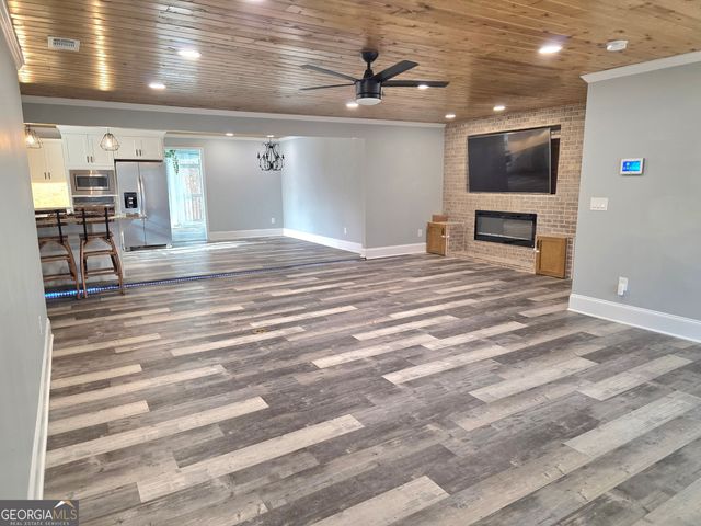 391 Price Street, Statham, GA 30666