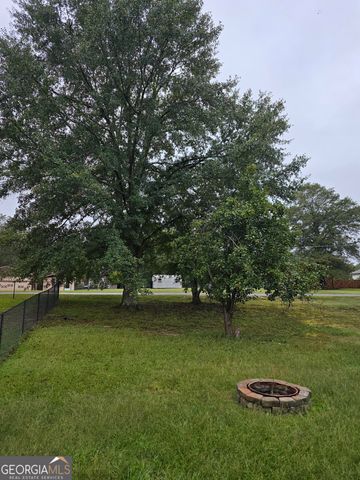 391 Price Street, Statham, GA 30666