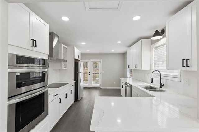 1309 Laurel Cliff Drive, Smyrna, GA 30082