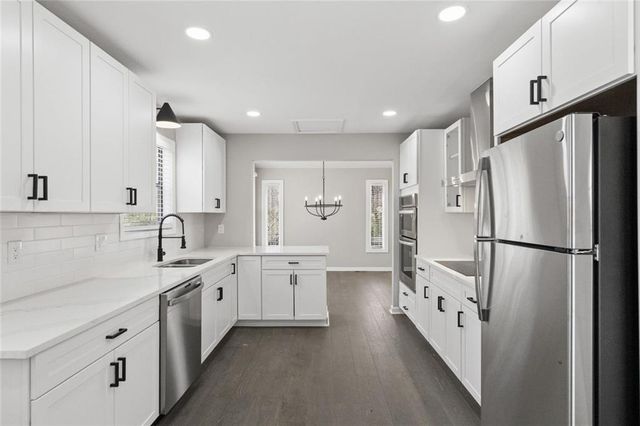 1309 Laurel Cliff Drive, Smyrna, GA 30082