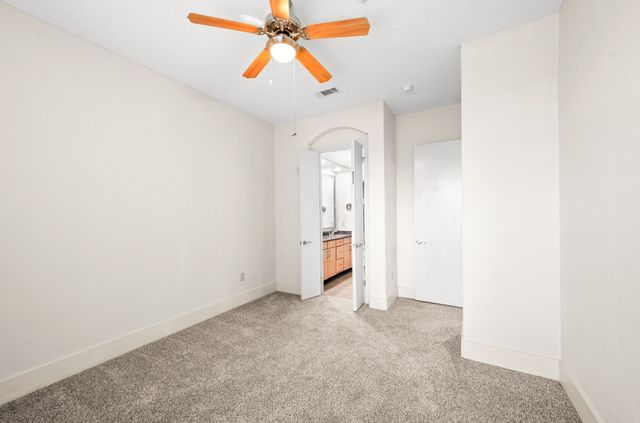 2600 Hillsboro Pike Apt 135, Nashville, TN 37212