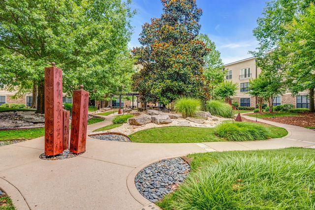 2600 Hillsboro Pike Apt 135, Nashville, TN 37212