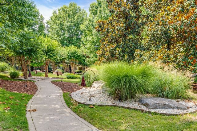 2600 Hillsboro Pike Apt 135, Nashville, TN 37212