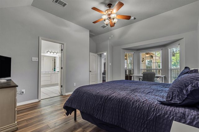 125 Amber Ash DR, Kyle, TX 78640