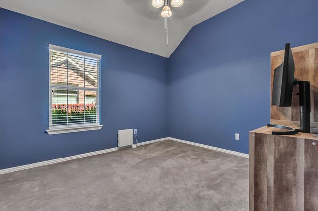 125 Amber Ash DR, Kyle, TX 78640