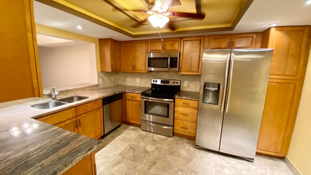 7030 Half Moon Circle 216, Hypoluxo, FL 33462