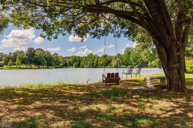 2300 Mount Carmel Road, Paragould, AR 72450