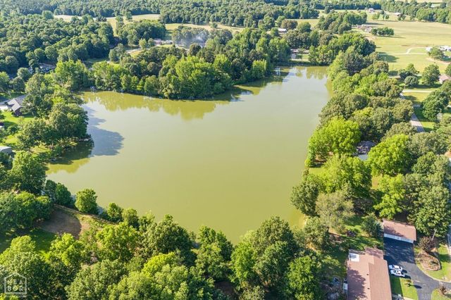 2300 Mount Carmel Road, Paragould, AR 72450